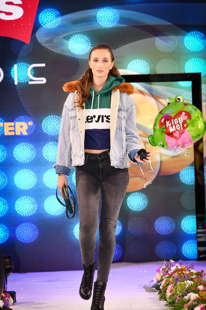 Levi's_Parfois_Transporter