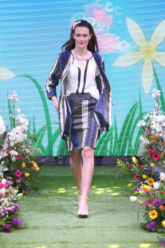 Jones_Mass_Sten Time_3