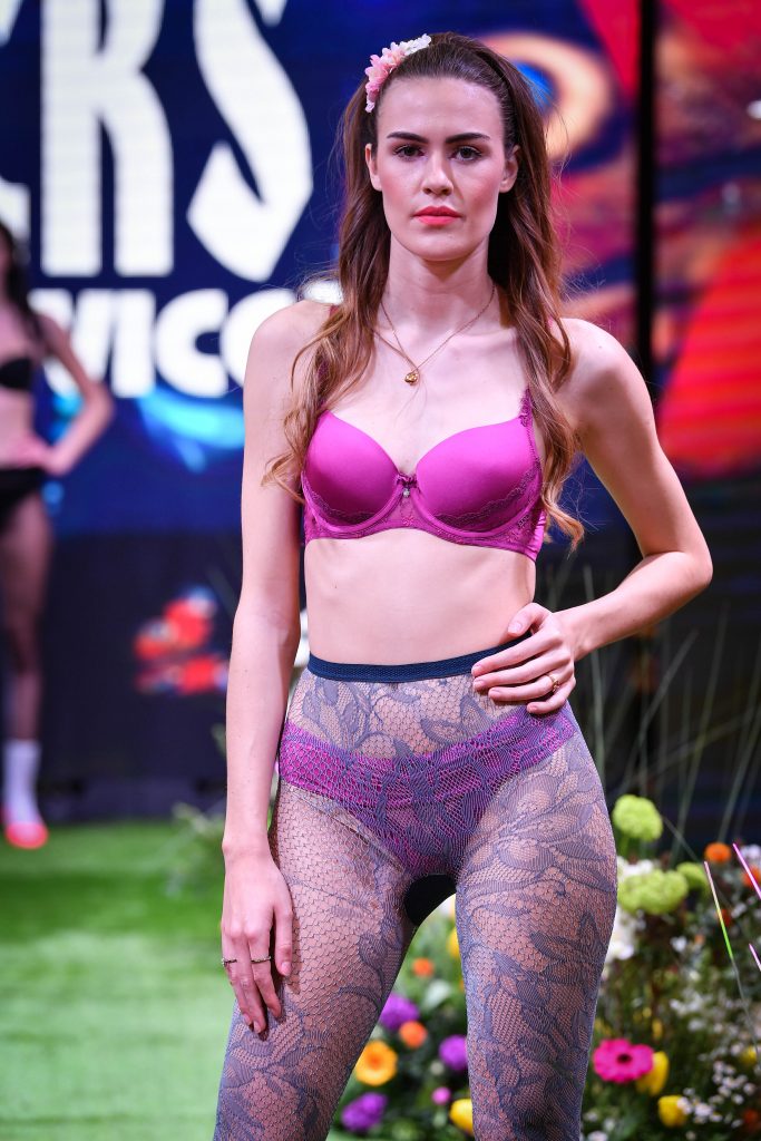 Socks_Lisca_Sten Time Exclusive_ Princess_4