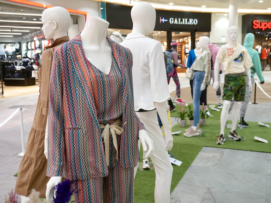 modni-trendi-marec-2022-01