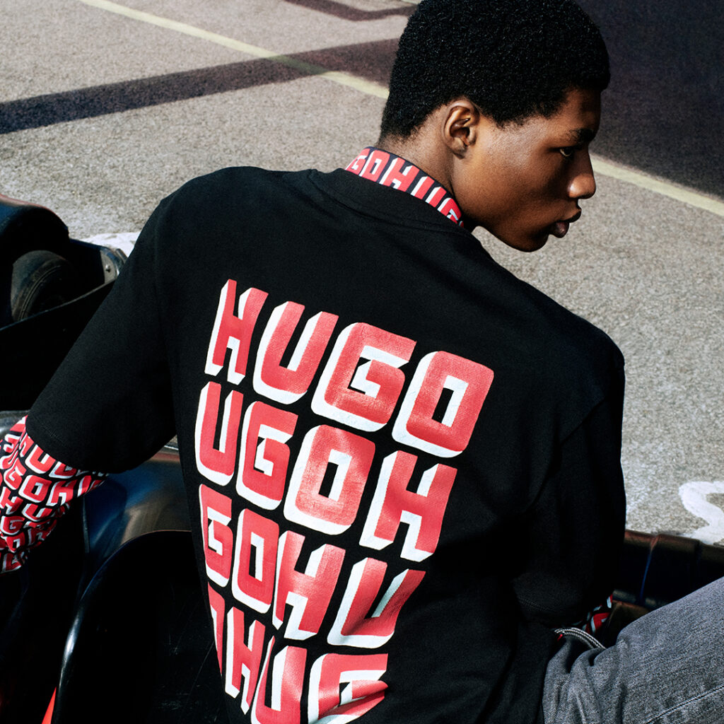 180032_339375_HUGO_FA24_PM_WEB_SINGLE_1080x1080_M_004_RED_NoLogo_V1