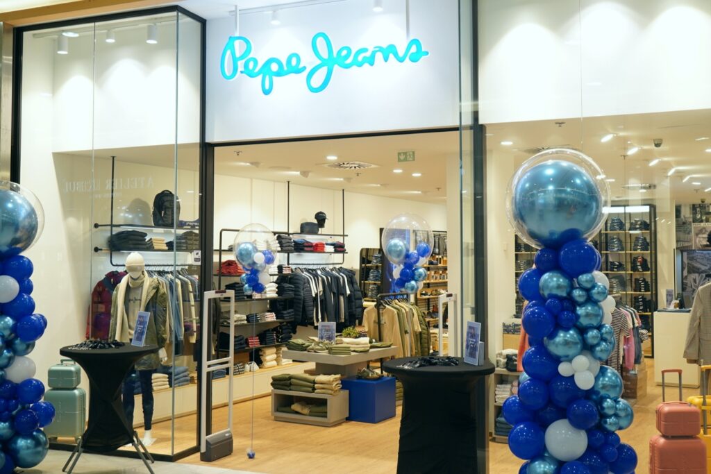 DSC00353_edit_1038543623666