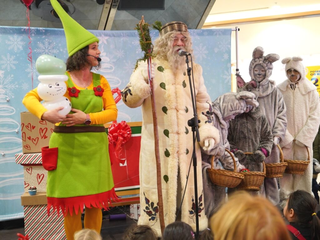 DSC05036_edit_86261045085321