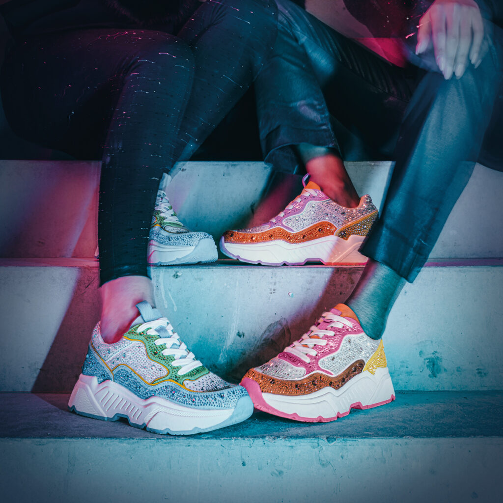 SoMe Sneaker 1200x1200_03