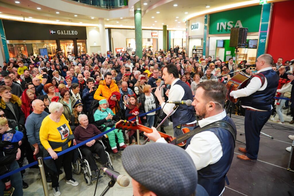 DSC07986_edit_1221211854979039