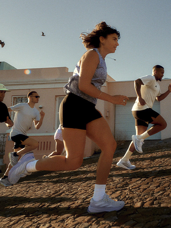 global-supernova-running-ss25-launch-fglp-navigation_card_teaser-d